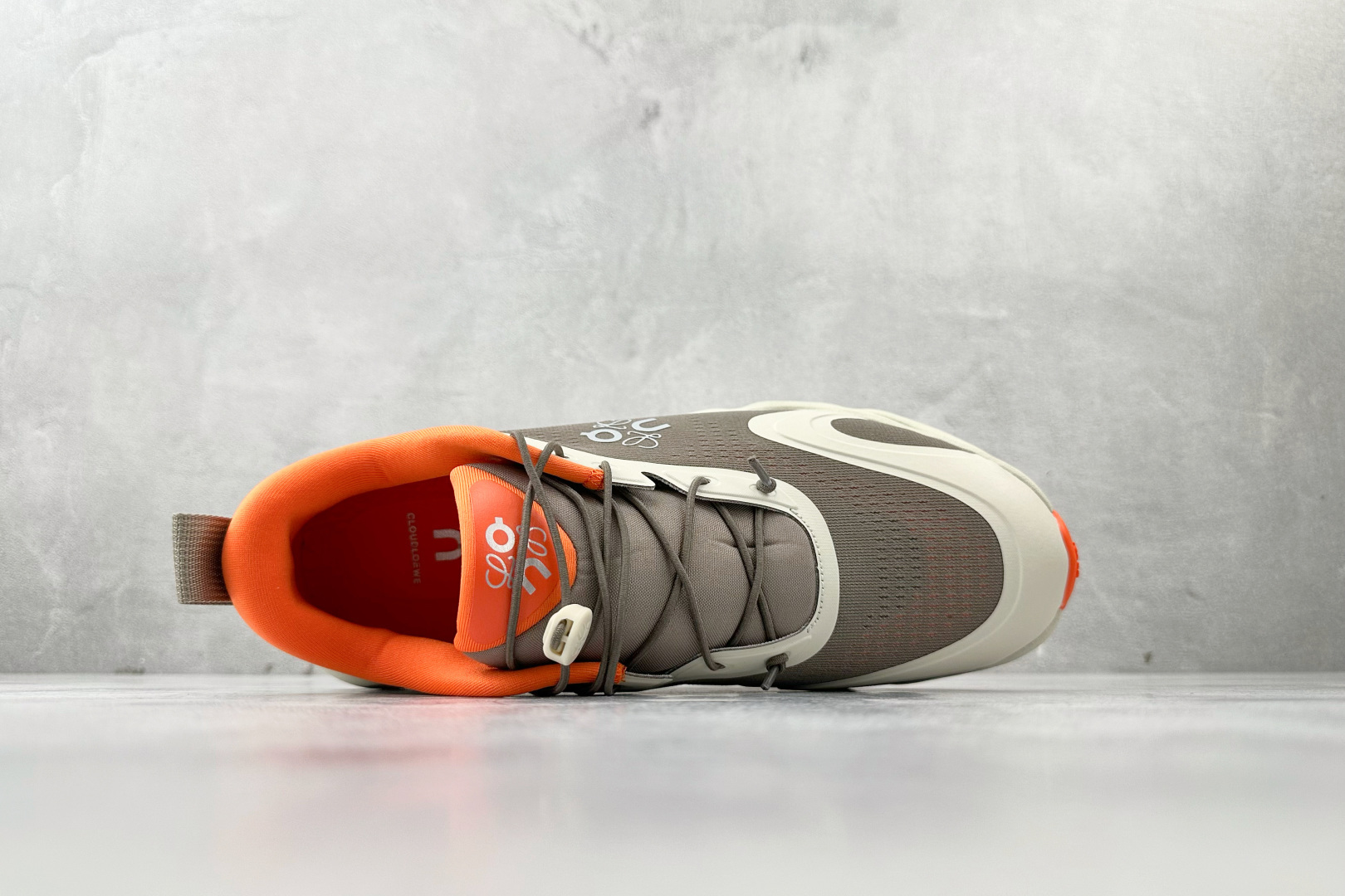 LOEWE x On昂跑 Cloudsolo米棕 3MF30664608