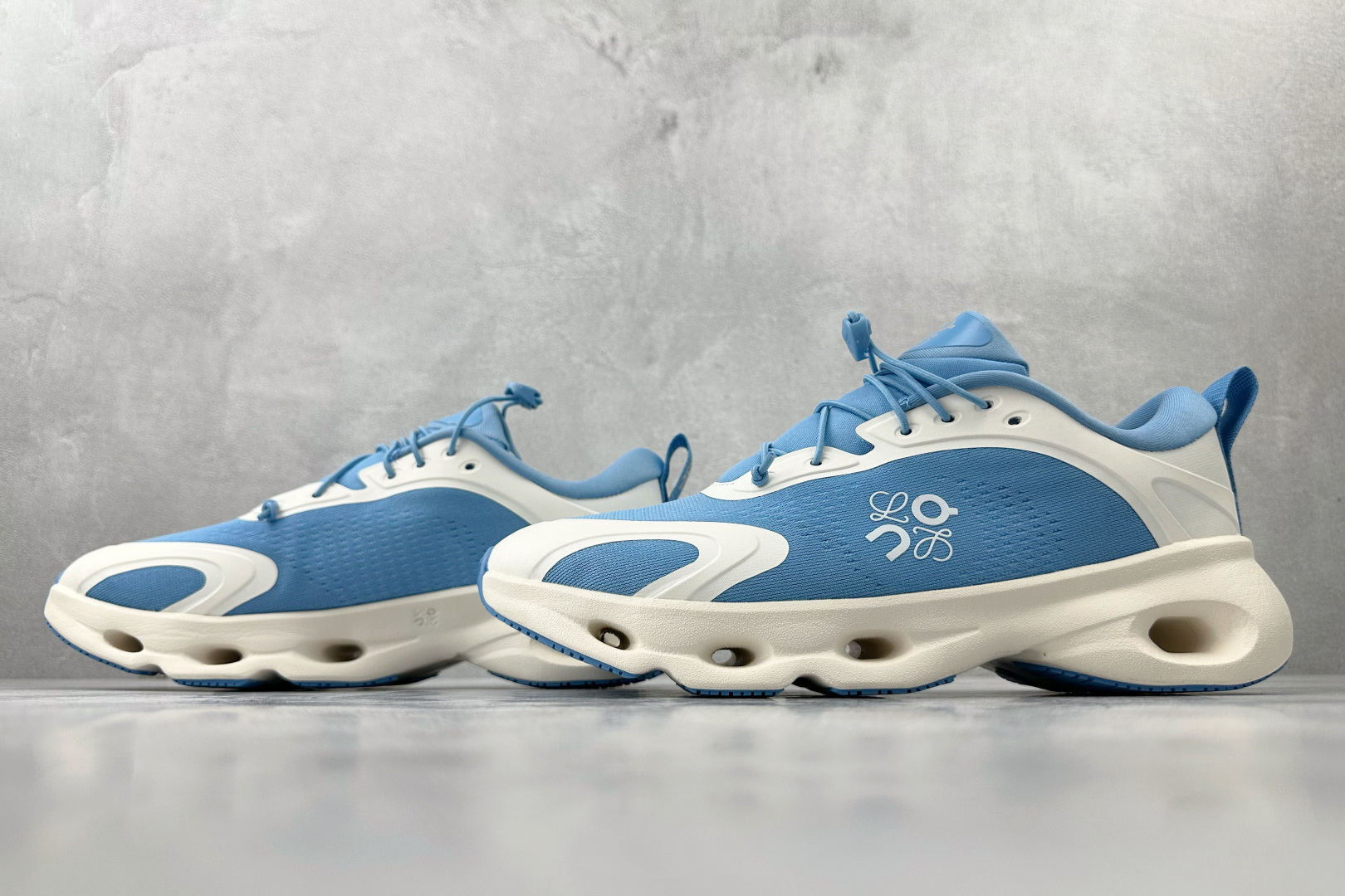 LOEWE x On昂跑 Cloudsolo 白蓝 3MF30664624