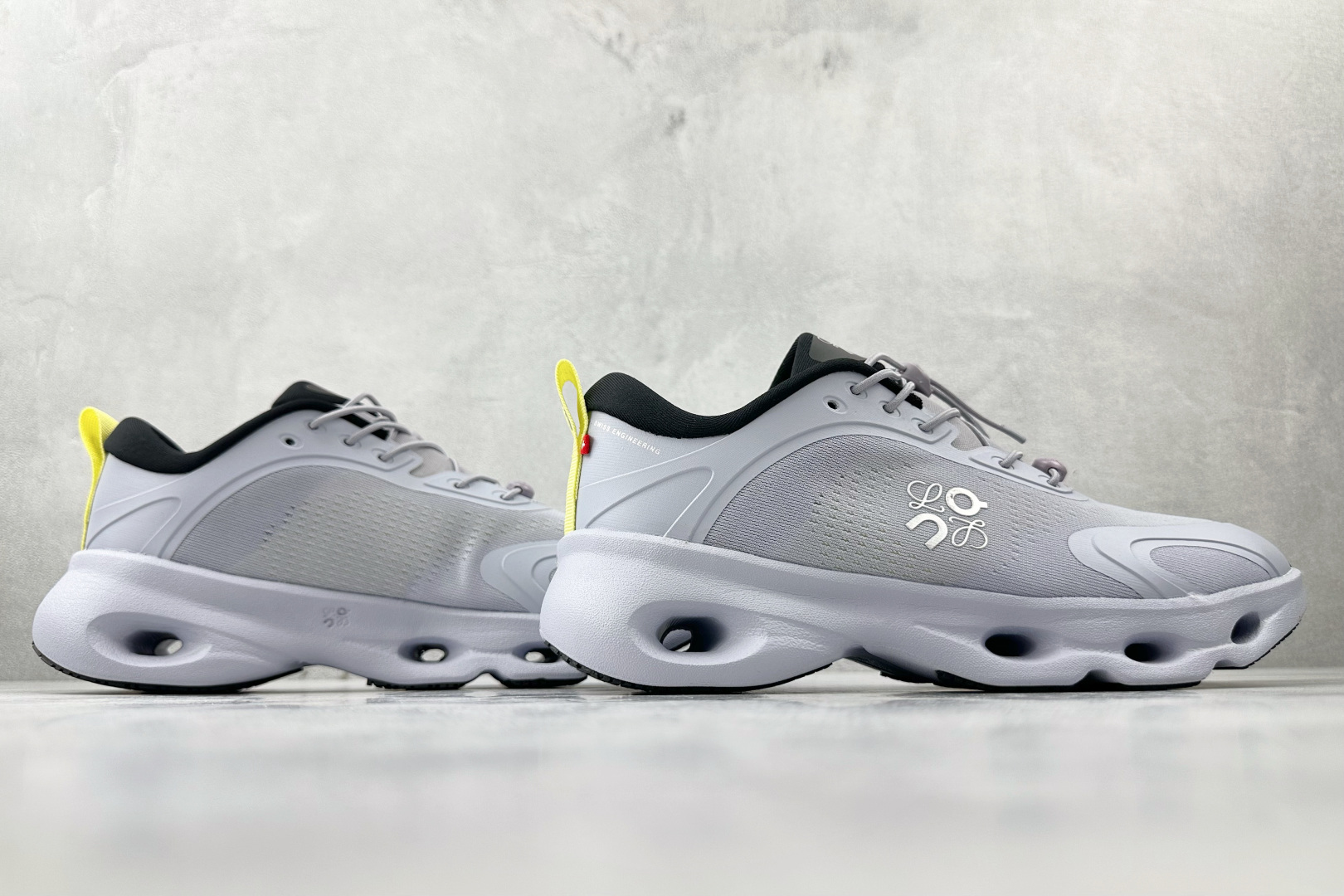 LOEWE x On昂跑 Cloudsolo 浅紫 3MF30664650