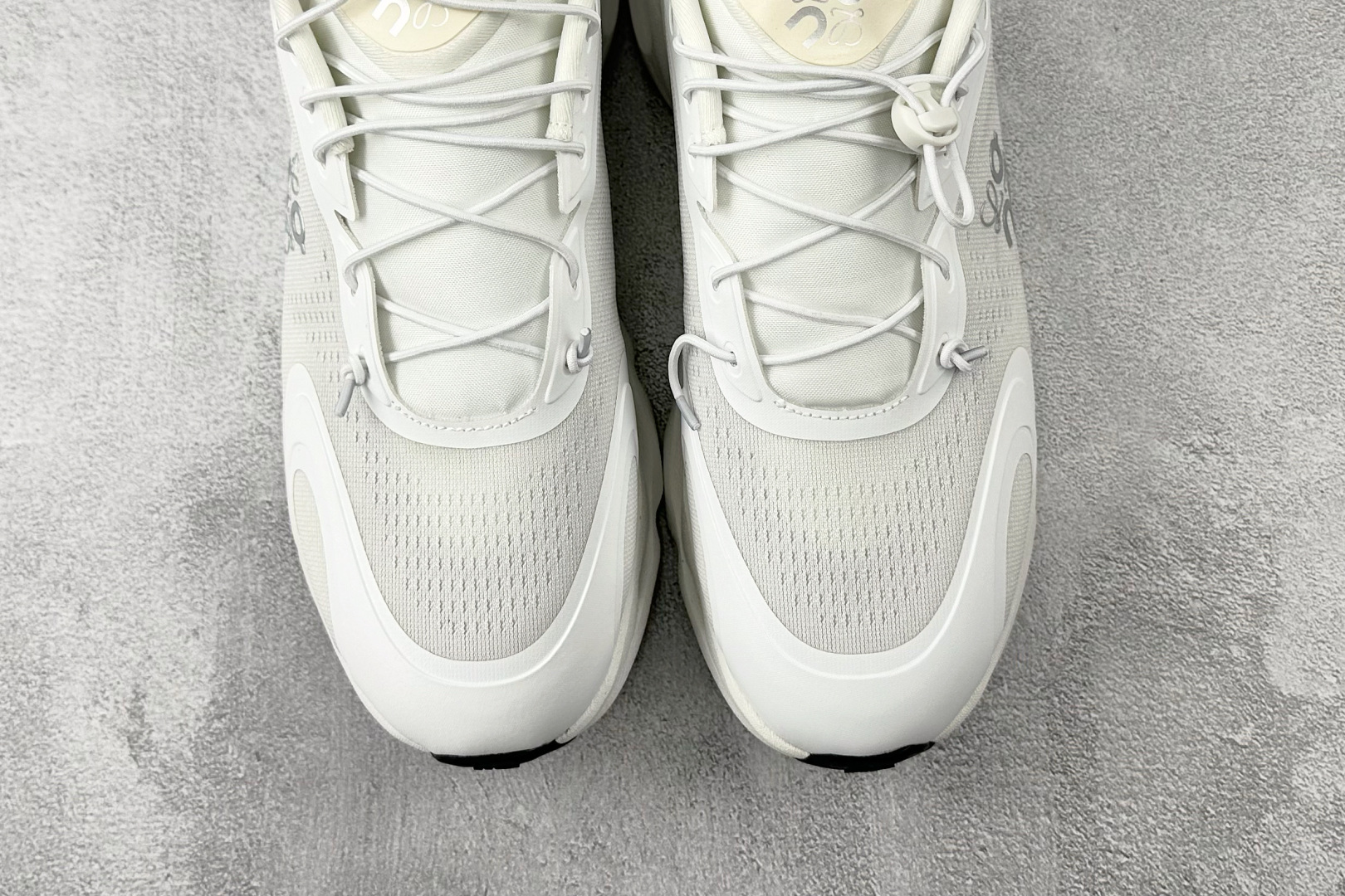 LOEWE x On昂跑 Cloudsolo 白色 3MF30664607