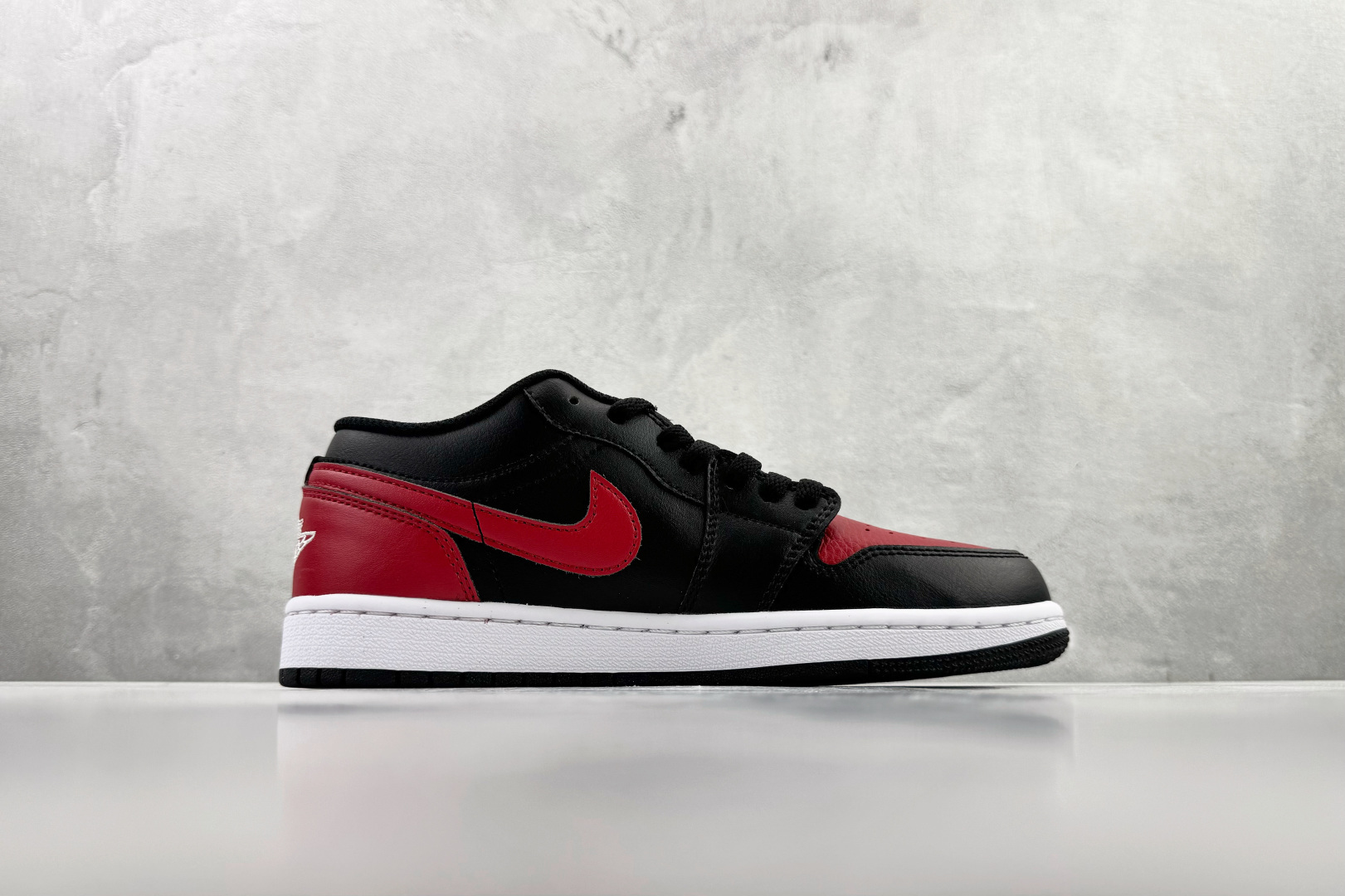 Jordan Air Jordan 1 Low “Bred” 黑红 553558-067