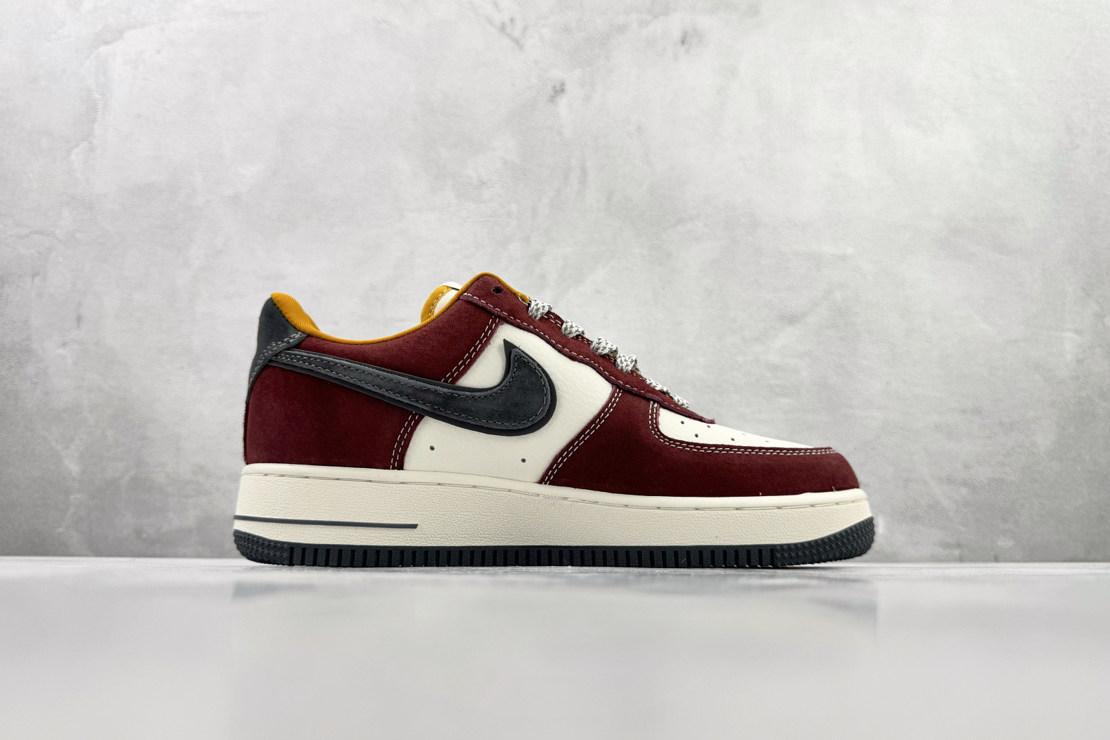 Nike Dunk Low Retro 红白黑 SS1979-006