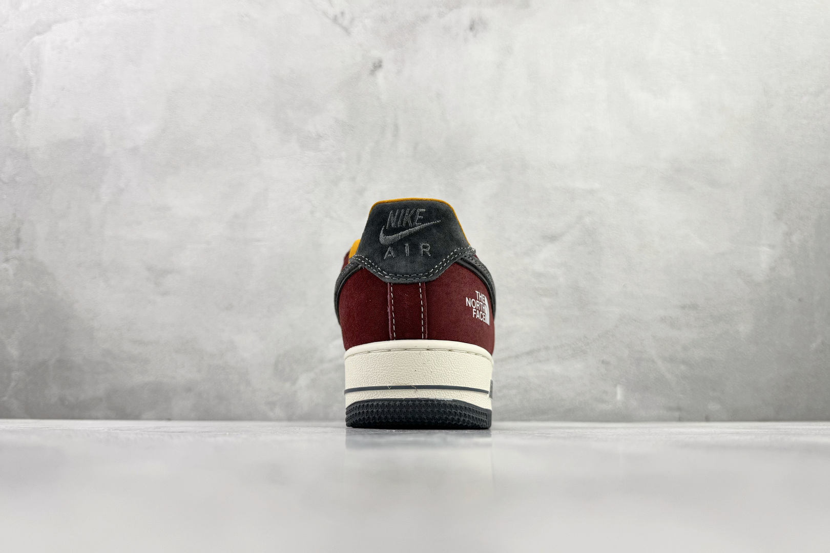 Nike Dunk Low Retro 红白黑 SS1979-006