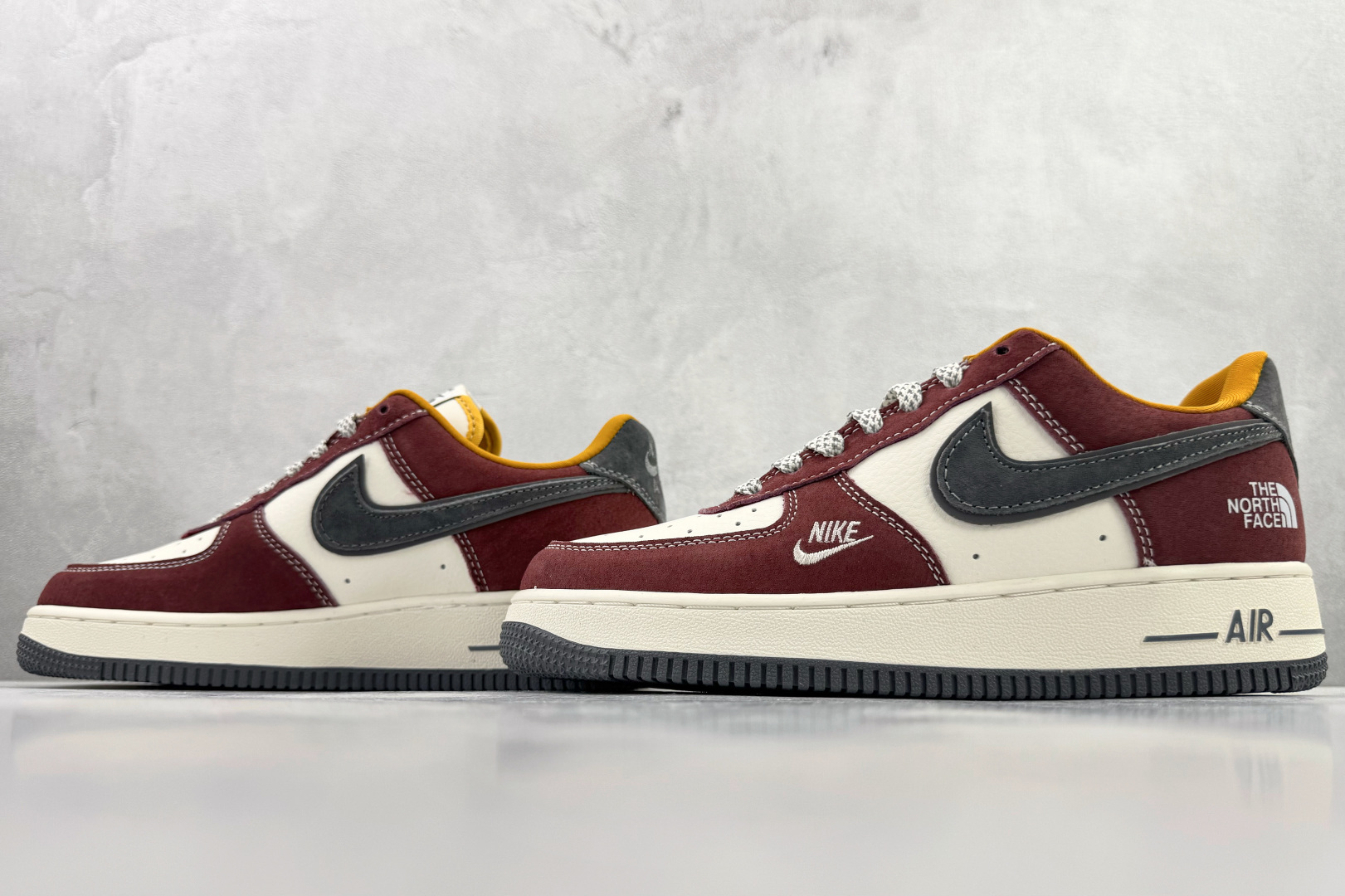 Nike Dunk Low Retro 红白黑 SS1979-006