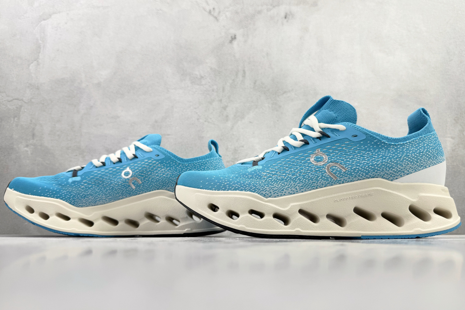 On昂跑 Cloudsurfer Max 蓝色 3WF30224289