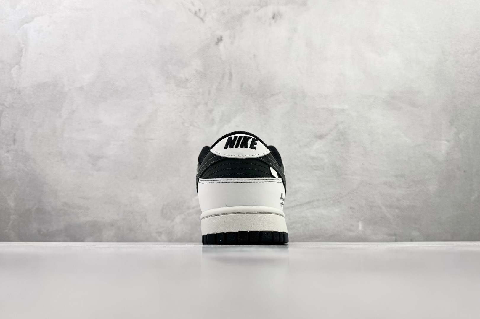 定制球鞋 Nike Dunk Low Retro 神佑 黑白 WB0414-026