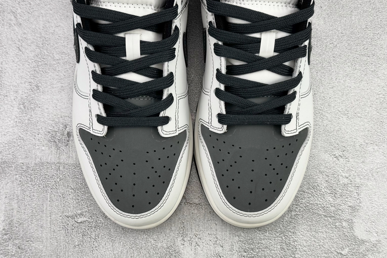 定制球鞋 Nike Dunk Low Retro 神佑 黑白 WB0414-026