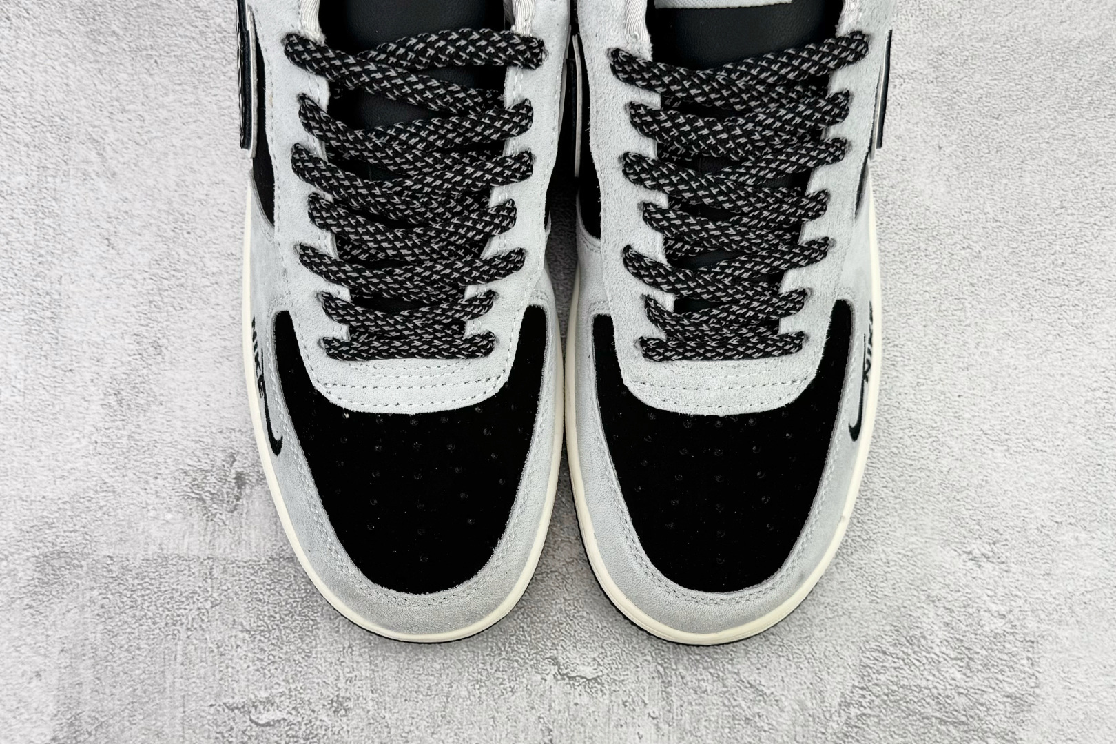 Nike Dunk Low Retro 灰白黑 SS1979-003