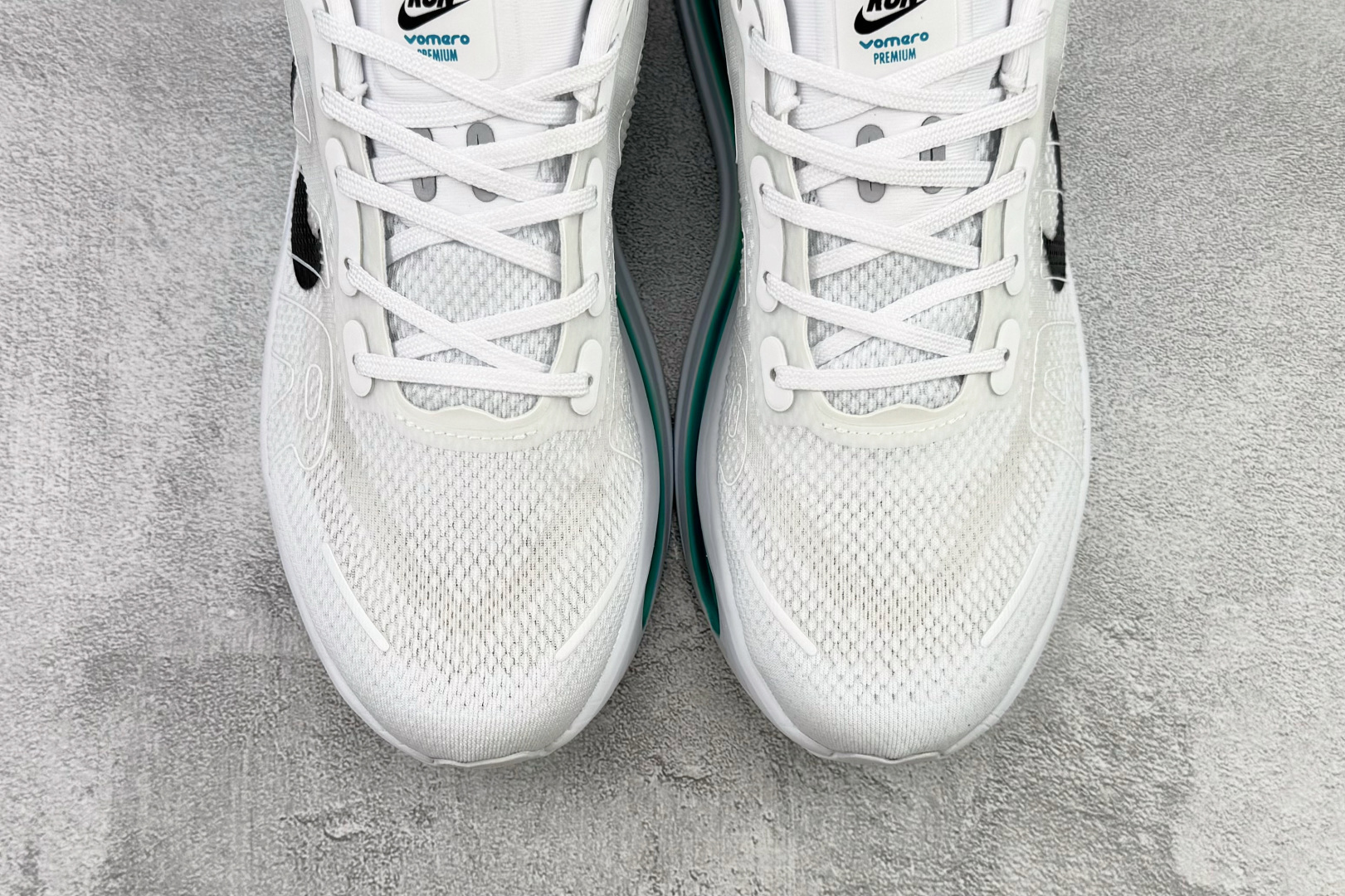 Nike Vomero Vomero Premium 白绿 HQ2050-836