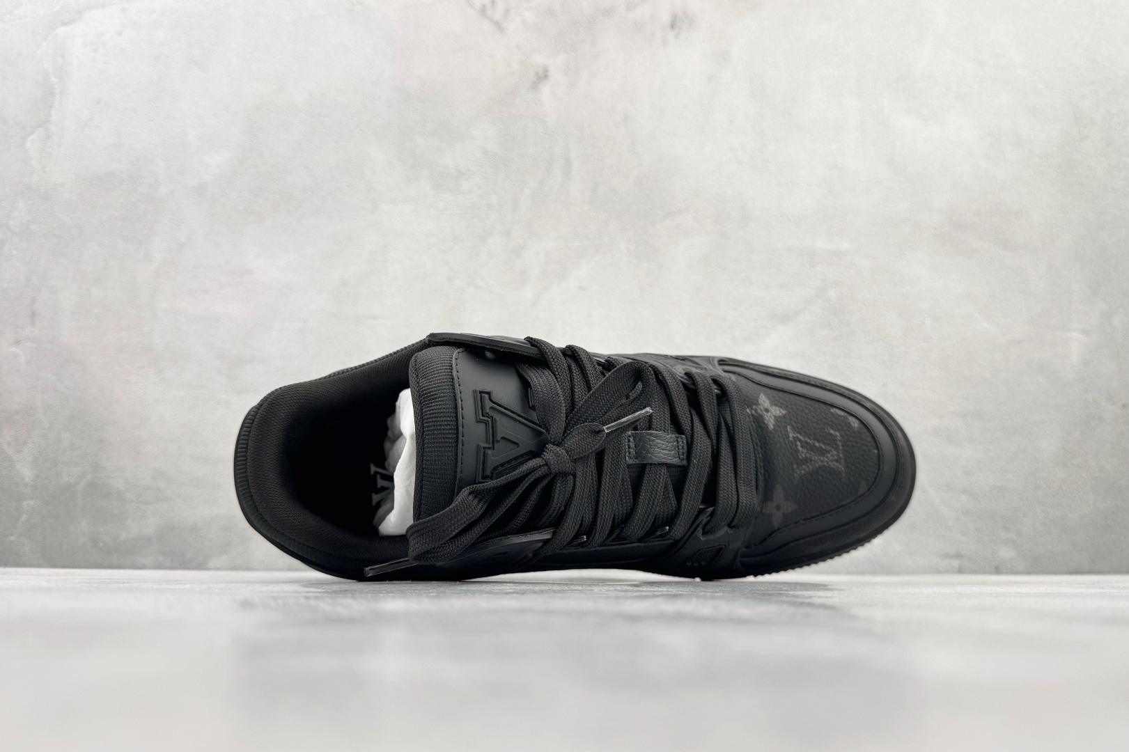 顶级纯原 LOUIS VUITTTrainer 黑色 1AHDBE