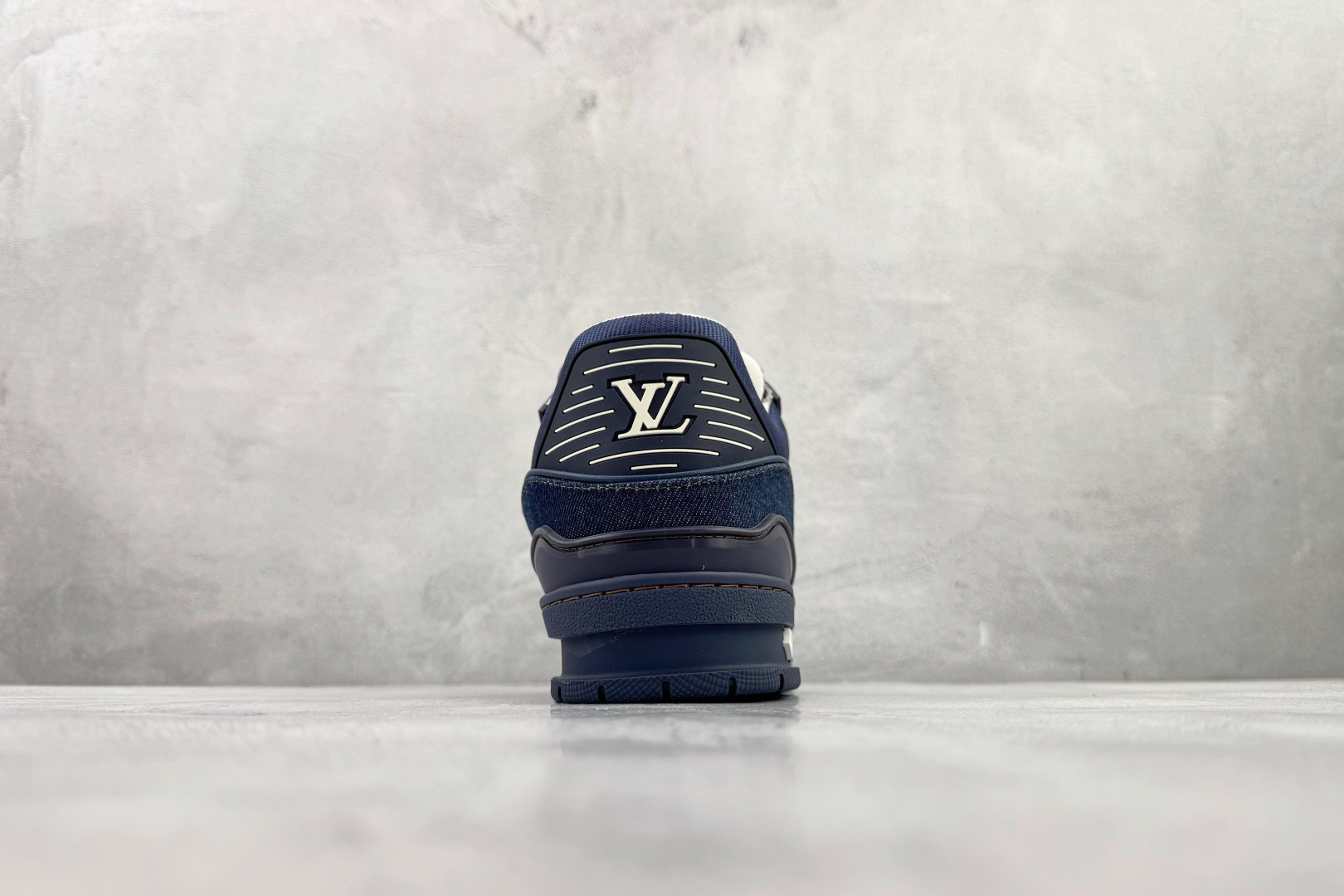 顶级纯原 LOUIS VUITTTrainer 深蓝色 1AHWPP