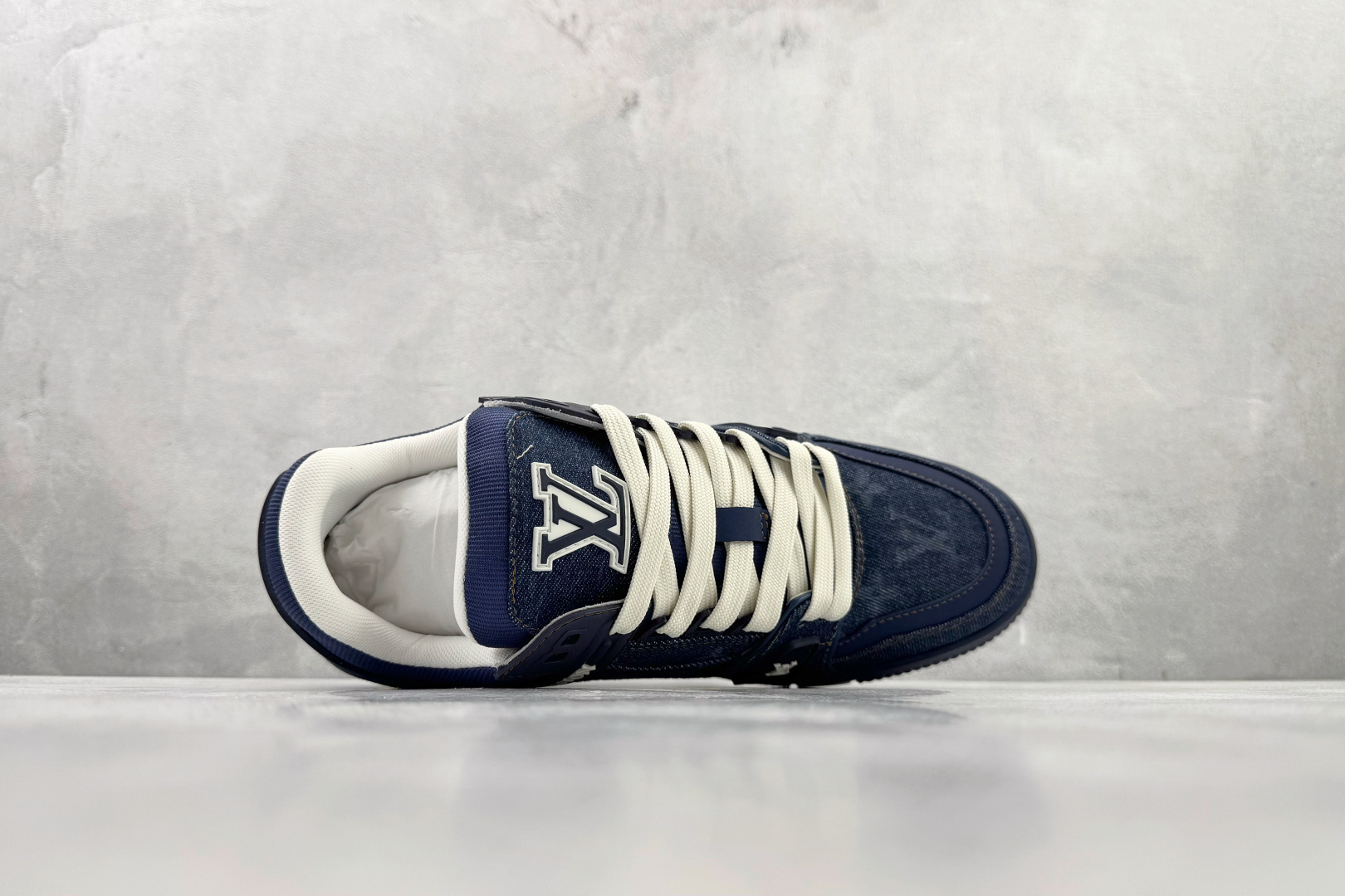 顶级纯原 LOUIS VUITTTrainer 深蓝色 1AHWPP