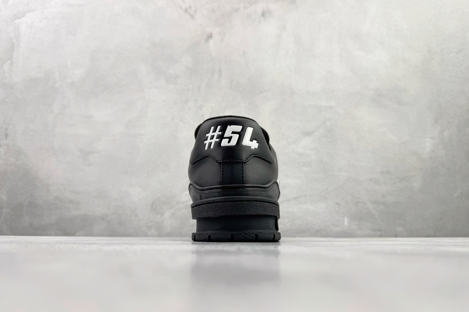 顶级纯原 LOUIS VUITTTrainer 黑色 1AHTO0