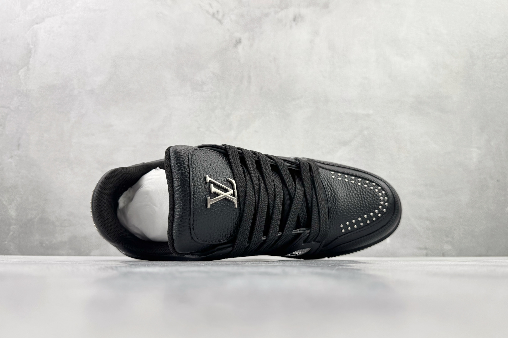 顶级纯原 LOUIS VUITTTrainer 黑色 1ADDCF