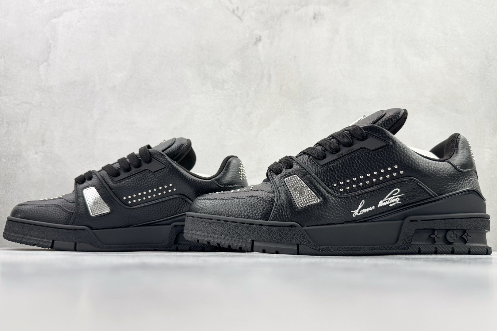 顶级纯原 LOUIS VUITTTrainer 黑色 1ADDCF