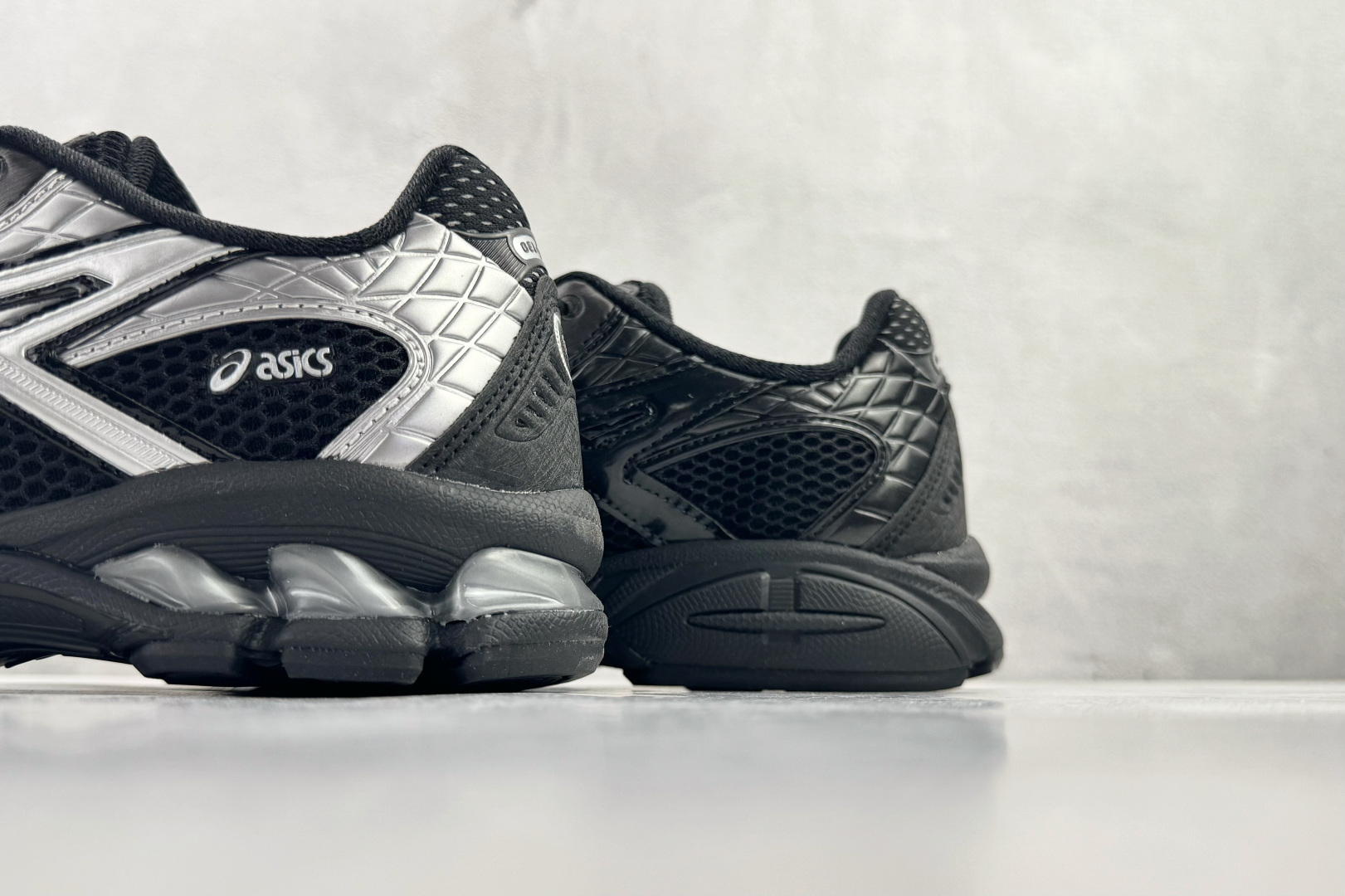 ASICS GEL-Nimbus 10.1 液态银 1203A929-001