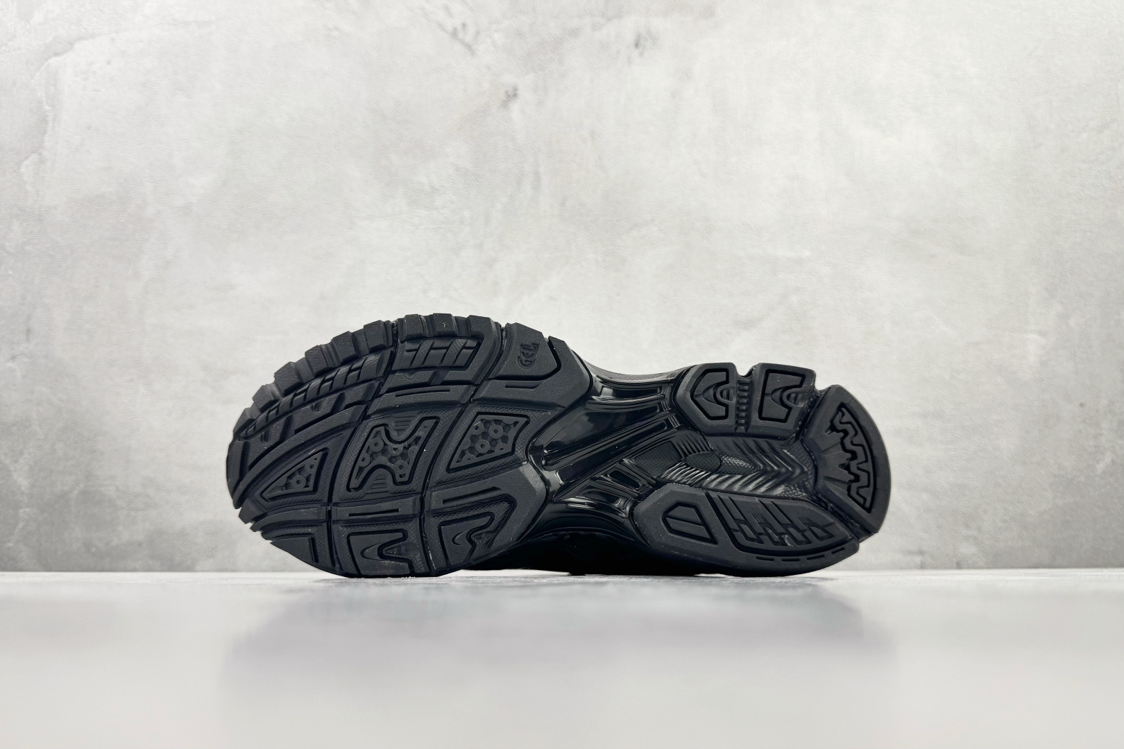 ASICS GEL-Nimbus 10.1 液态银 1203A929-001