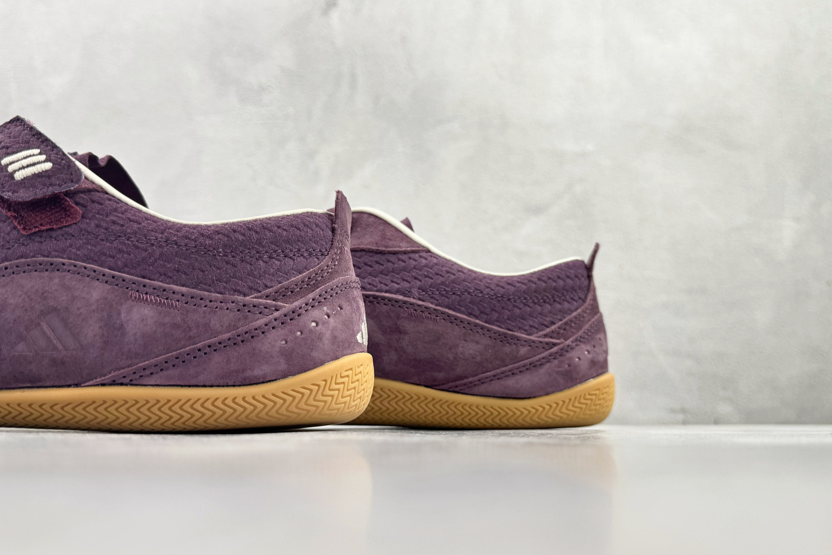 出口订单 adidURBAN REVERIE FOS 酱紫色 KJ0394