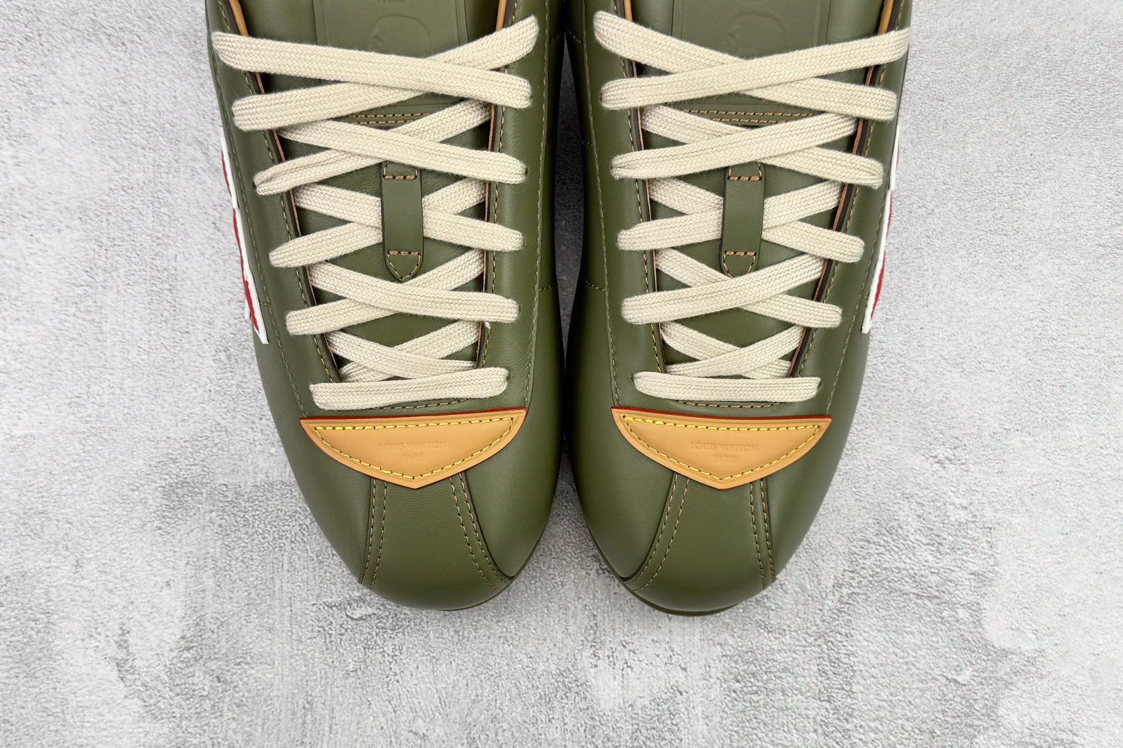 LOUIS VUITTx Nigo 联名款 FW25 Buttersoft 绿色 1AIKHF