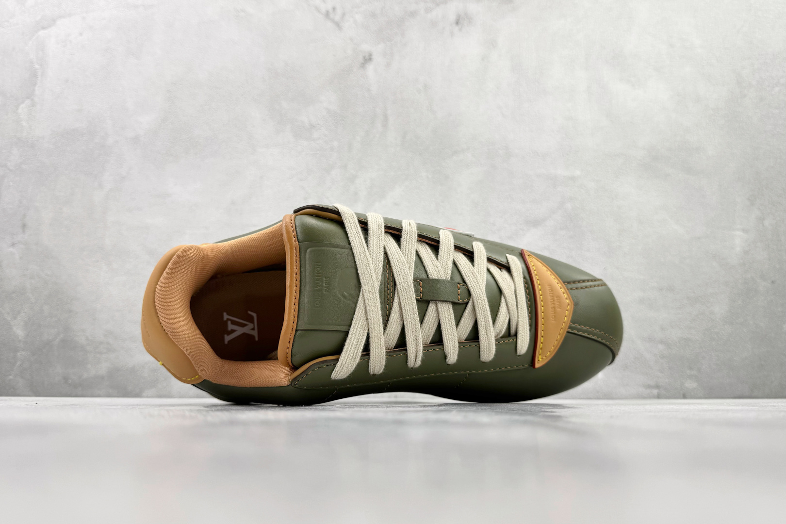 LOUIS VUITTx Nigo 联名款 FW25 Buttersoft 绿色 1AIKHF