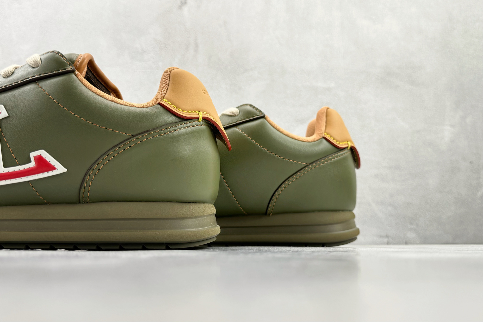 LOUIS VUITTx Nigo 联名款 FW25 Buttersoft 绿色 1AIKHF