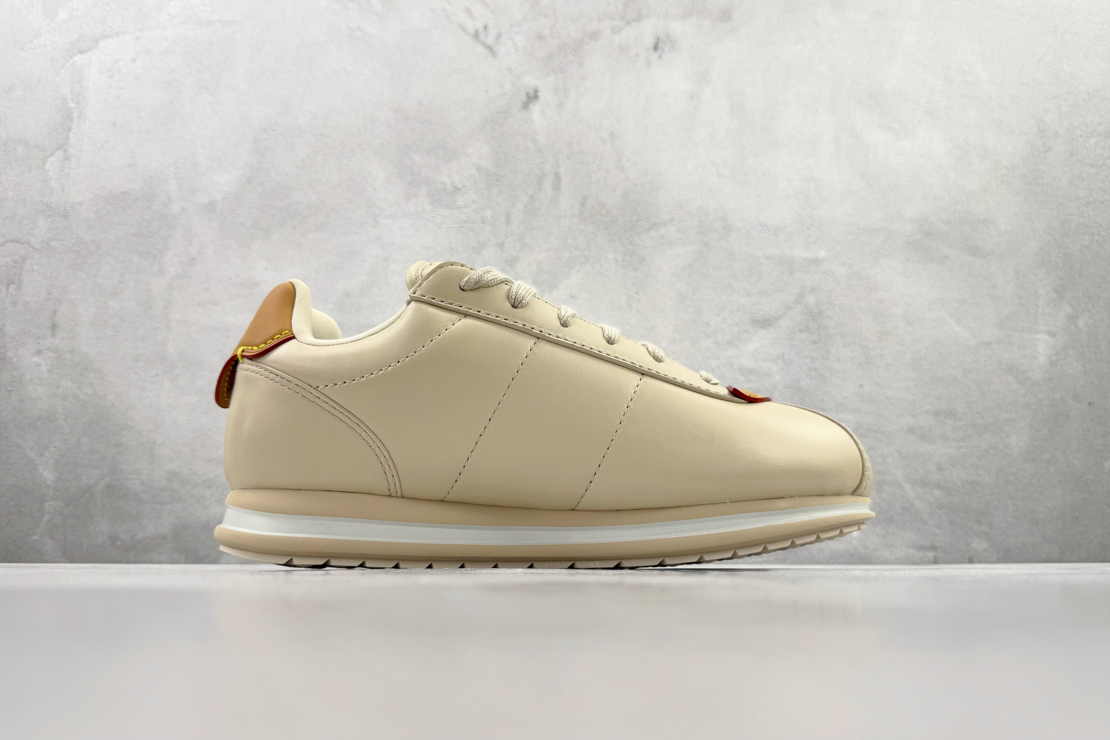 LOUIS VUITTx Nigo 联名款 FW25 Buttersoft 米色 1AIKEY