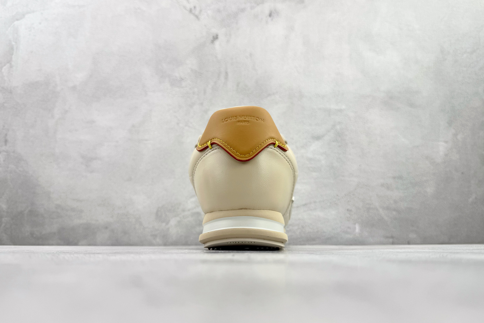 LOUIS VUITTx Nigo 联名款 FW25 Buttersoft 米色 1AIKEY