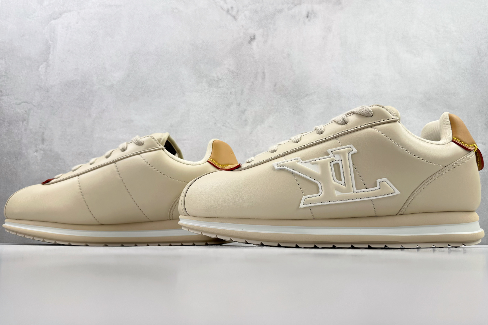 LOUIS VUITTx Nigo 联名款 FW25 Buttersoft 米色 1AIKEY