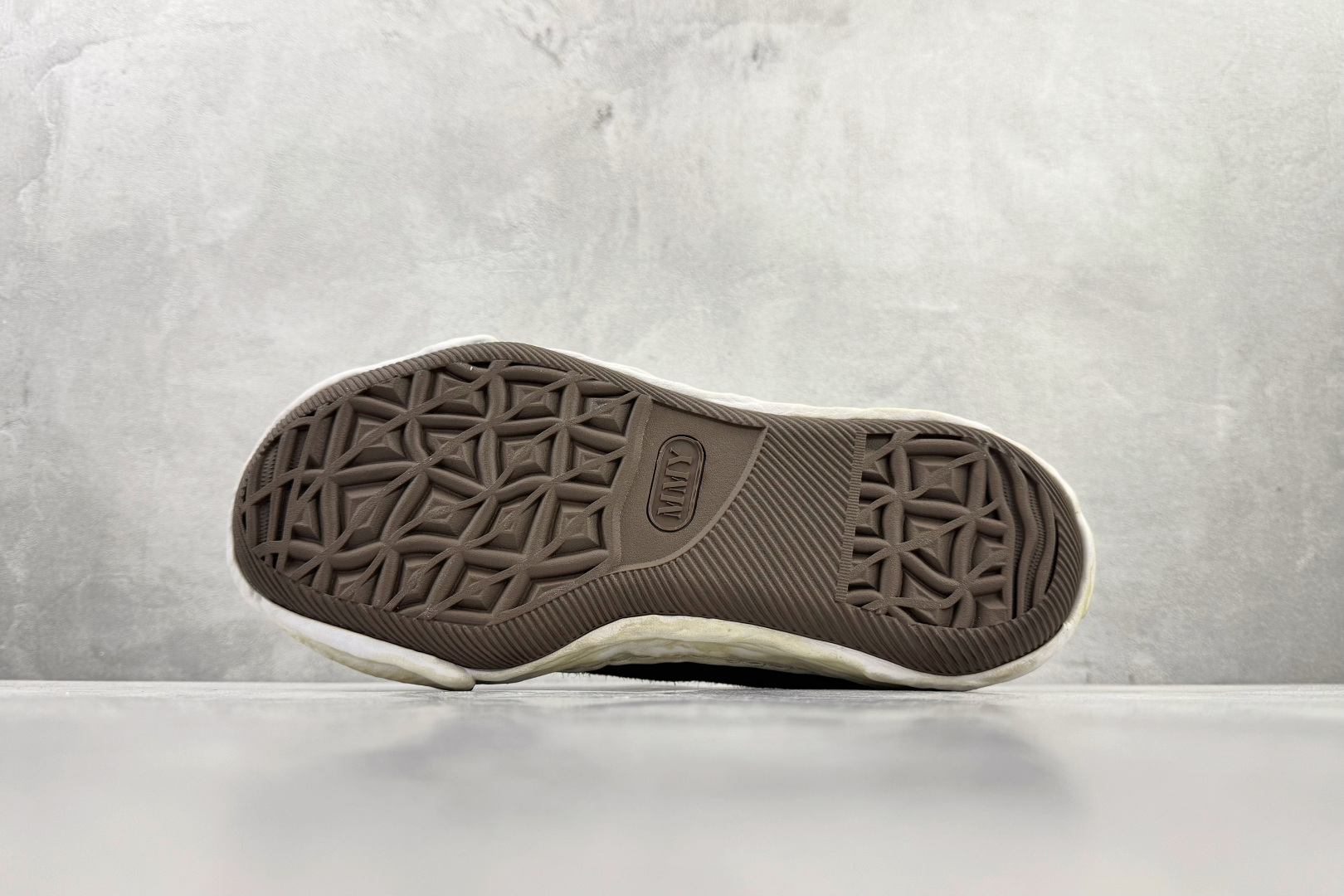 MIHARA YASUHIRO三原康裕 PETERSON23 棕色 A15FW724