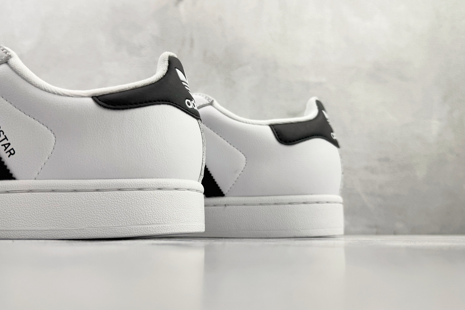 adidoriginals Superstar 2 白黑标 IH8659