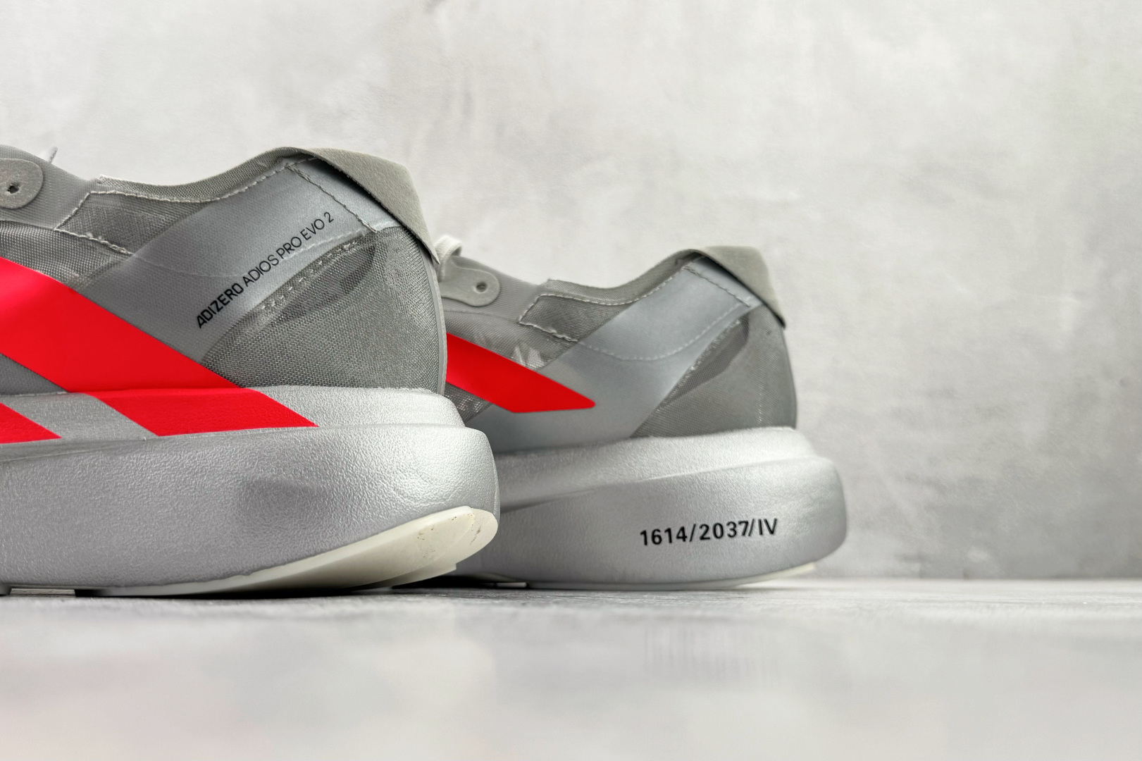 平台订单 adidAdizero Adios Pro Evo 2 灰红 JR7259
