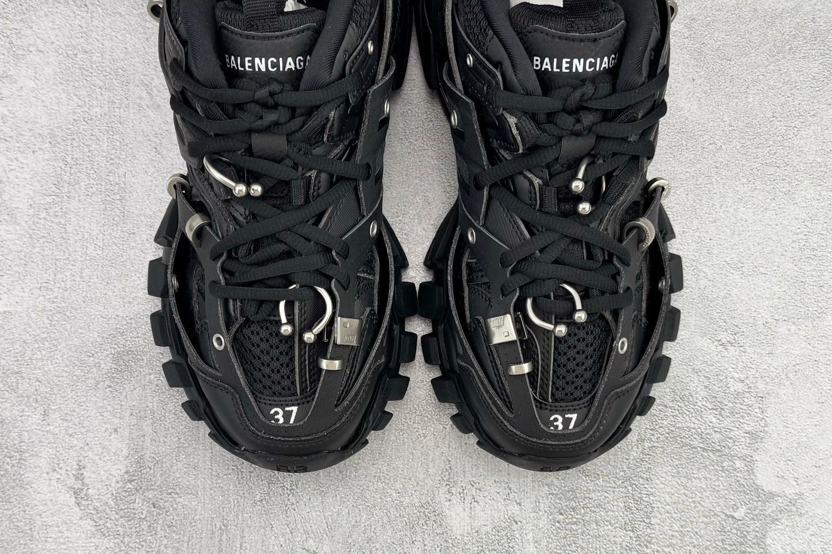 代购版 Balenciaga巴黎世家 Track Trail 黑色 542436WTRPG