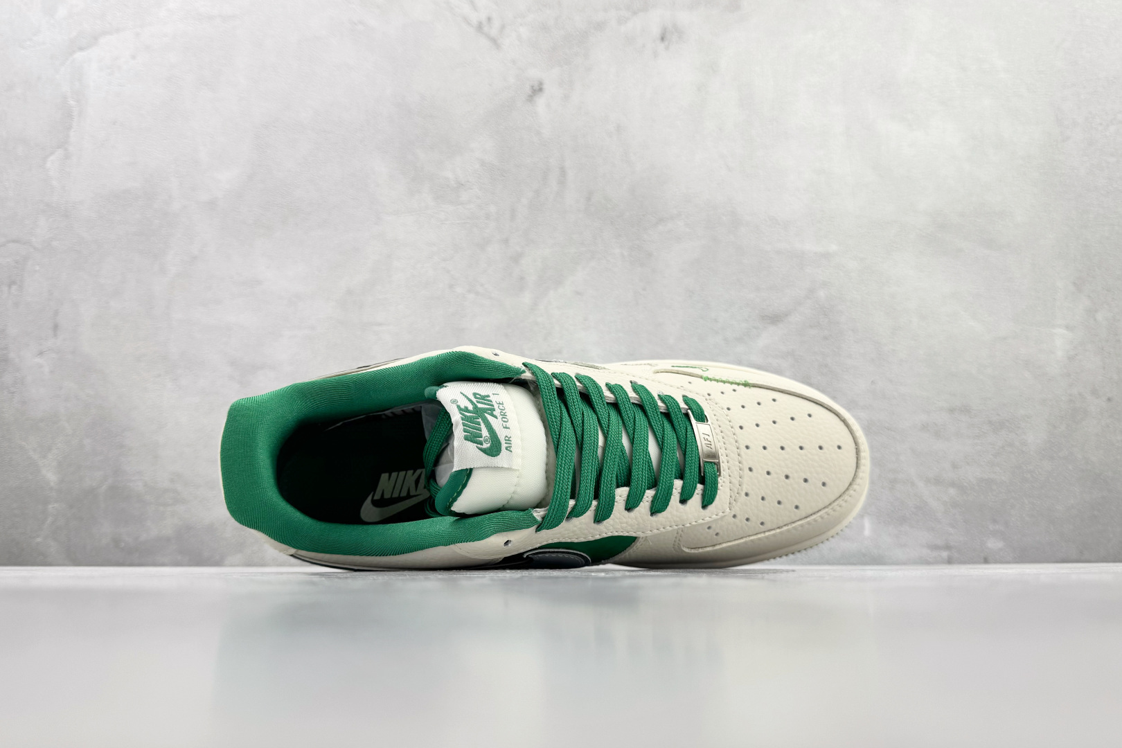 Nike Air Force 1 Low 白绿灰 DF0188-113