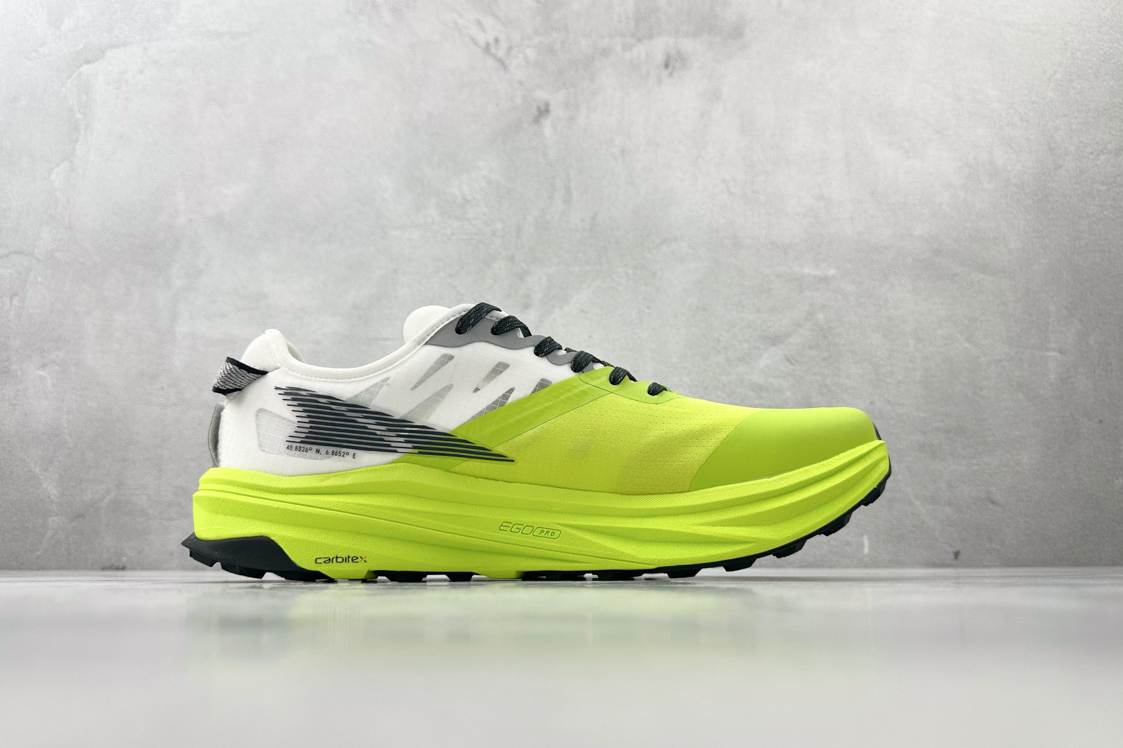 平台专供 MONTBLANC/万宝龙 × Altra CARBMan 白绿 AL0A82CA102