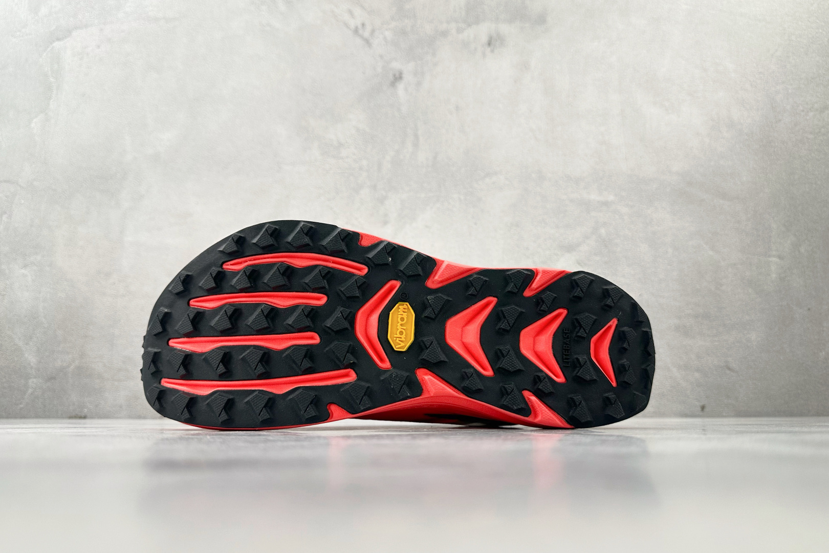 平台专供 Altra Mont Blanc 红白黑 AL0A82CA161