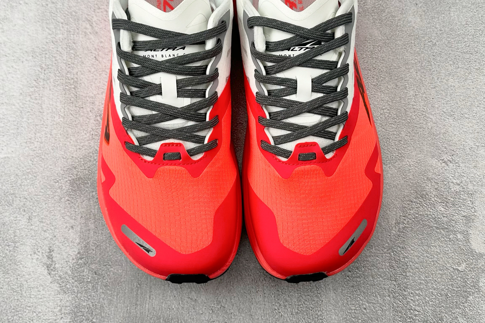 平台专供 Altra Mont Blanc 红白黑 AL0A82CA161