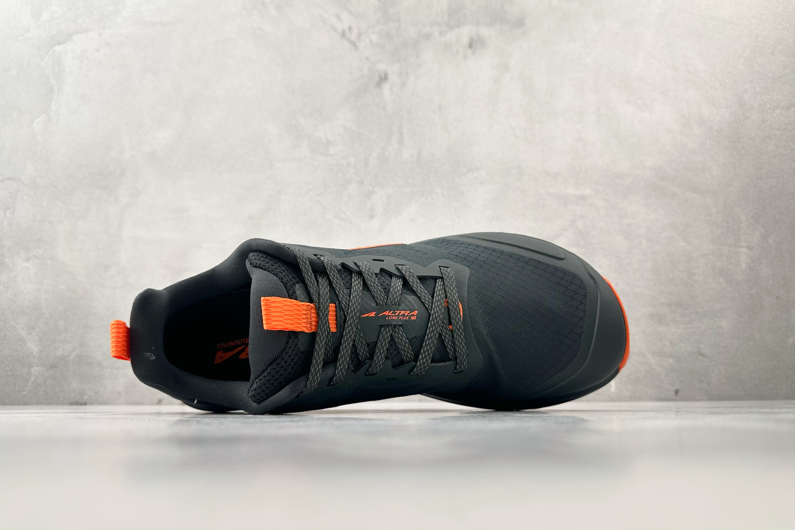 平台专供 Altra Lone Peak 9黑橙色 AL0A85RG013