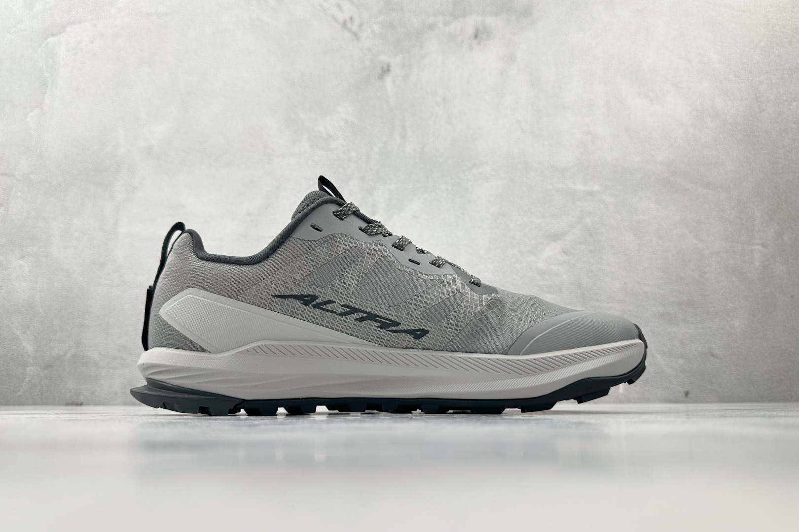 平台专供 Altra Lone Peak 9 灰色 AL0A85RG-220