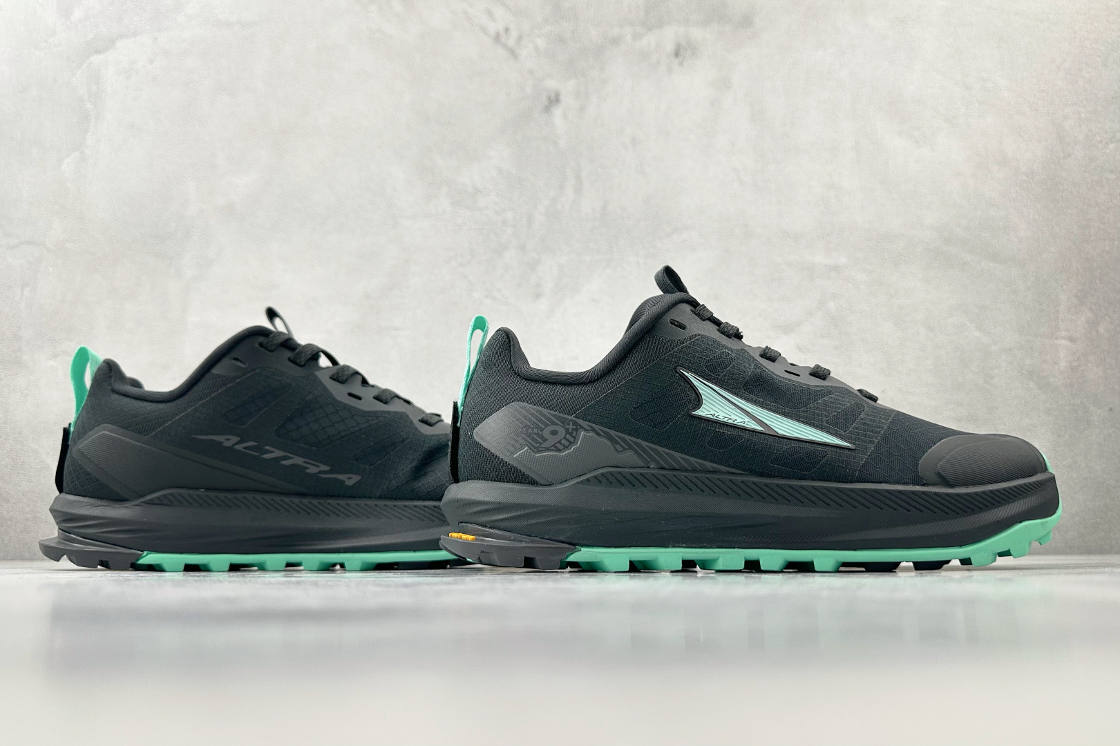 平台专供 Altra Lone Peak 9黑绿色 AL0A85RH301