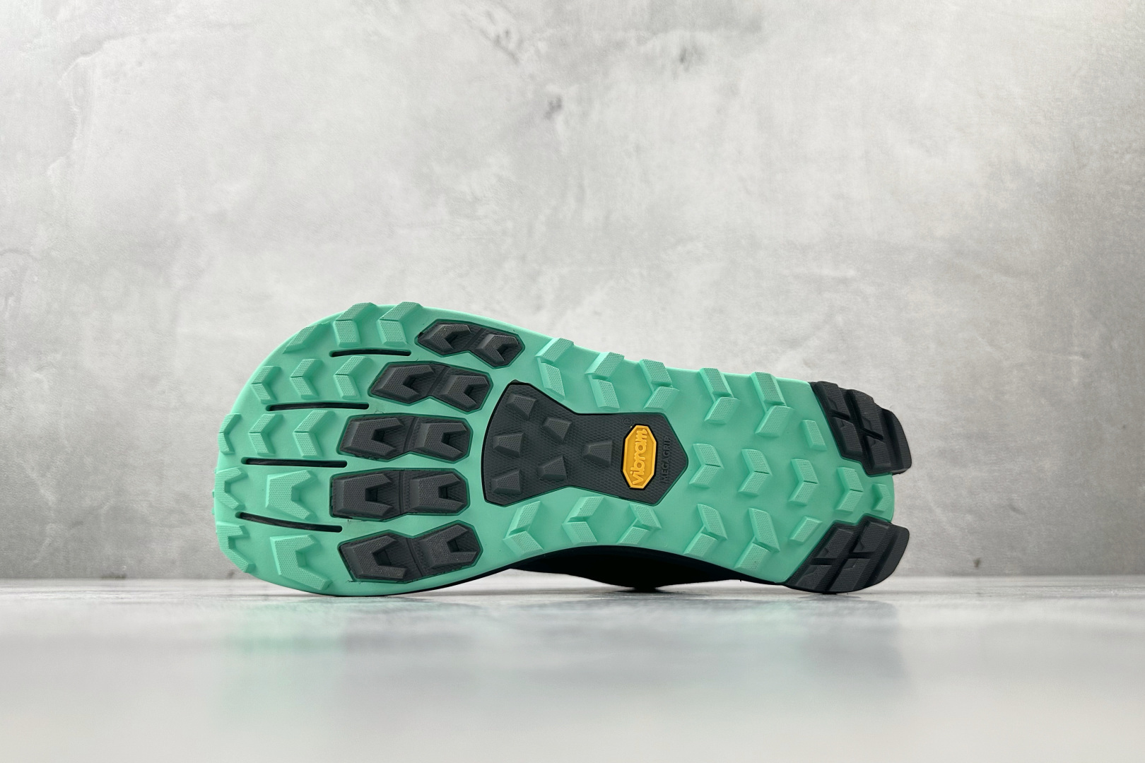 平台专供 Altra Lone Peak 9黑绿色 AL0A85RH301