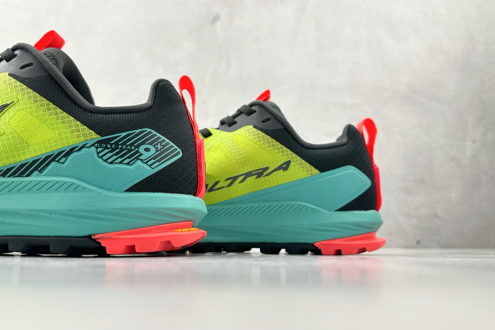 平台专供 Altra Lone Peak 9 绿色 AL0A85RG-334