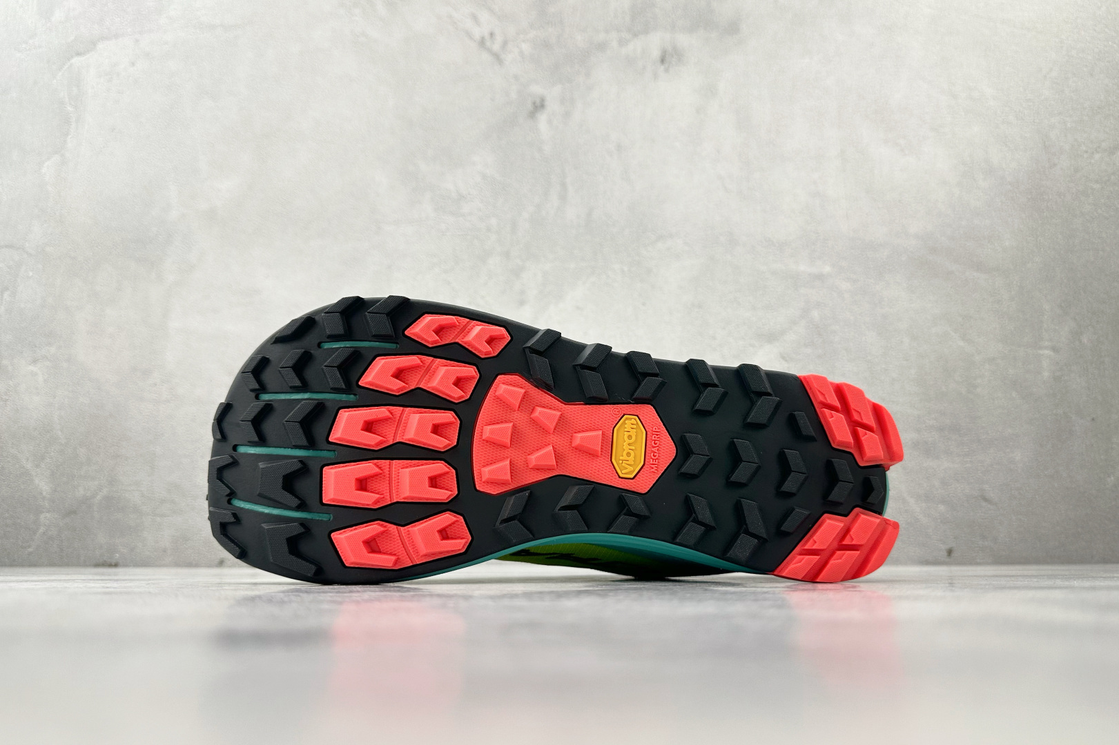 平台专供 Altra Lone Peak 9 绿色 AL0A85RG-334