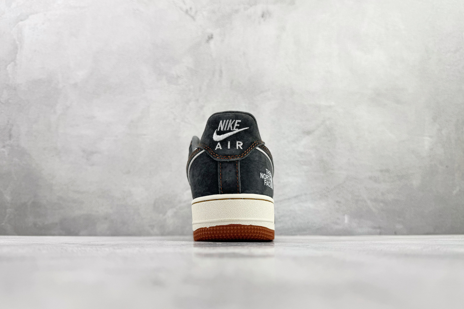 Nike Dunk Low Retro “The North Face” 黑白 SS1979-005