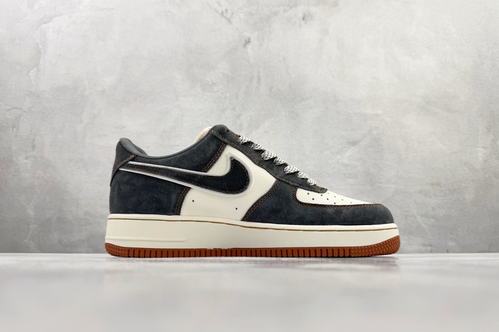 Nike Dunk Low Retro “The North Face” 黑白 SS1979-005