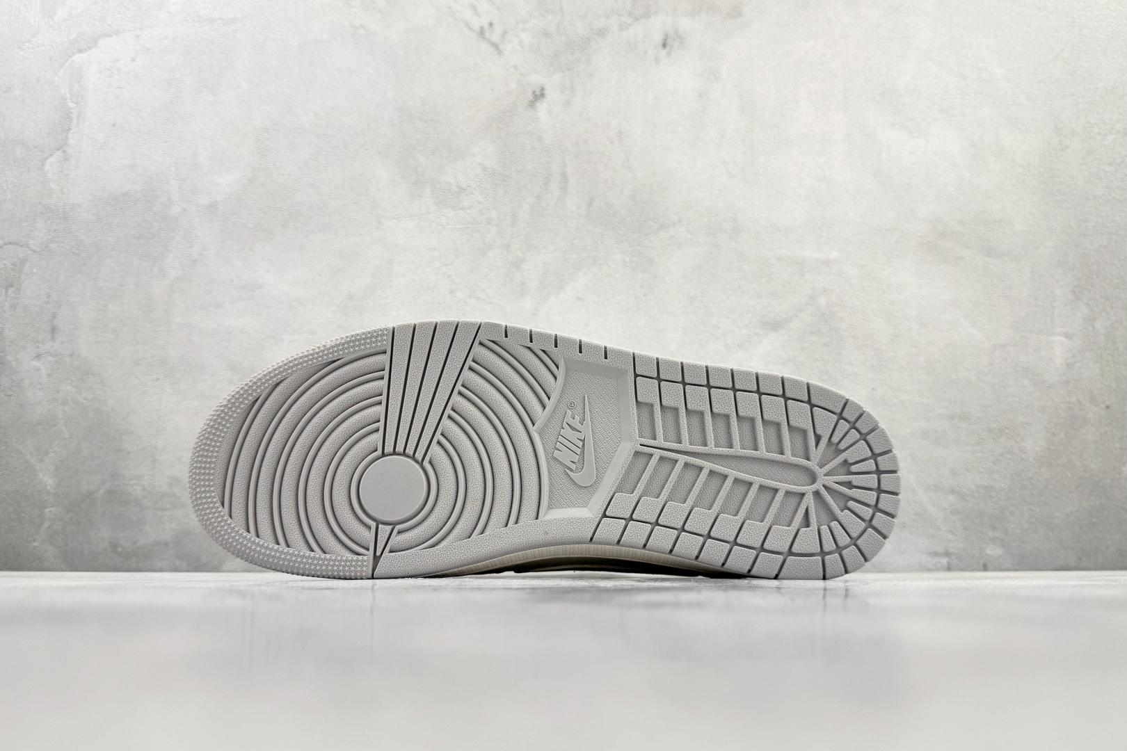 定制 Air Jordan 1 Low ow SP 倒钩 联名 白灰 LK1099-062