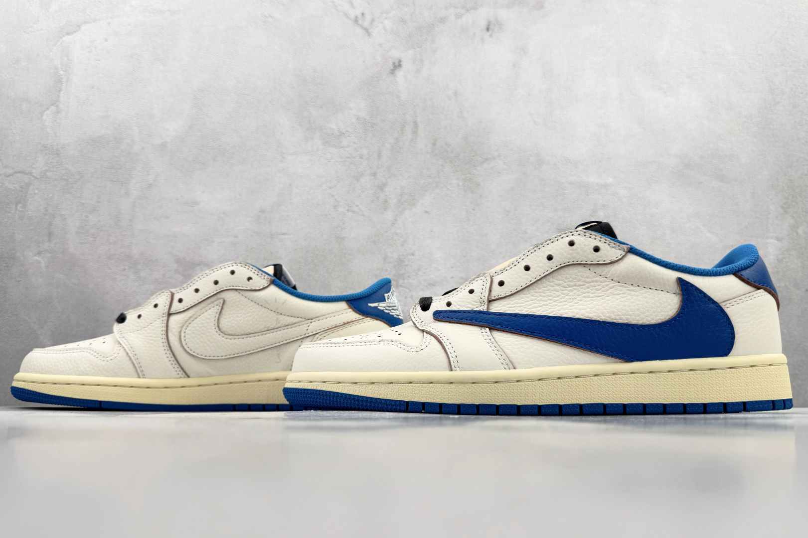 Travis Scott x Fragment Design x Jordan Air Jordan 1 Low SP 倒钩 白蓝 DM7866-104