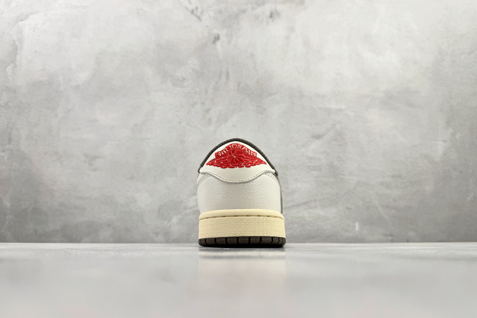 Travis Scott x Jordan Air Jordan 1 Low SP 倒钩 白棕 DM7866-162