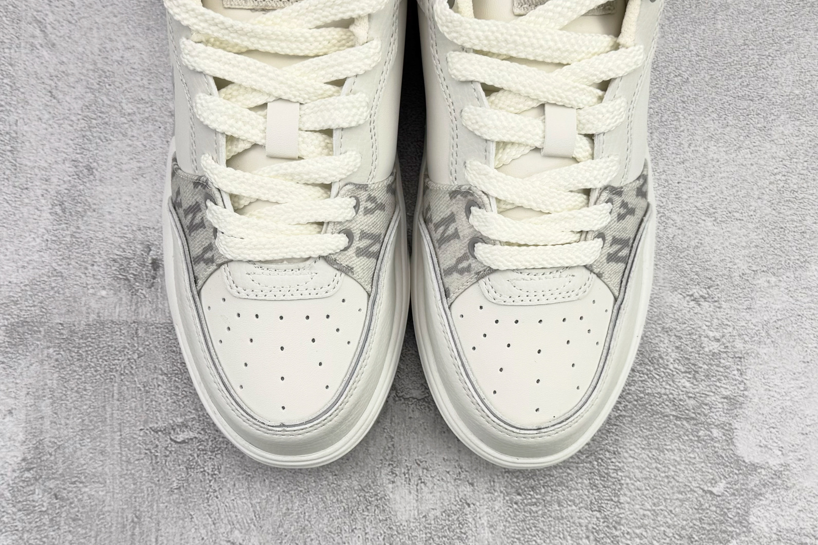 平台订单 MLB 纽约洋基队 灰白 3ASXM056N-50GRS