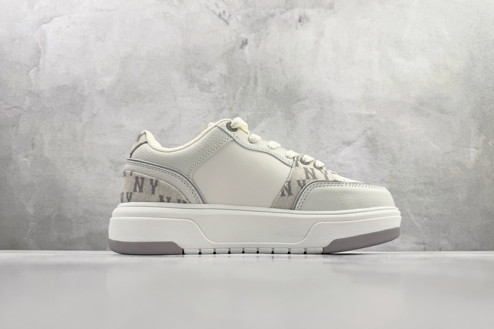 平台订单 MLB 纽约洋基队 灰白 3ASXM056N-50GRS