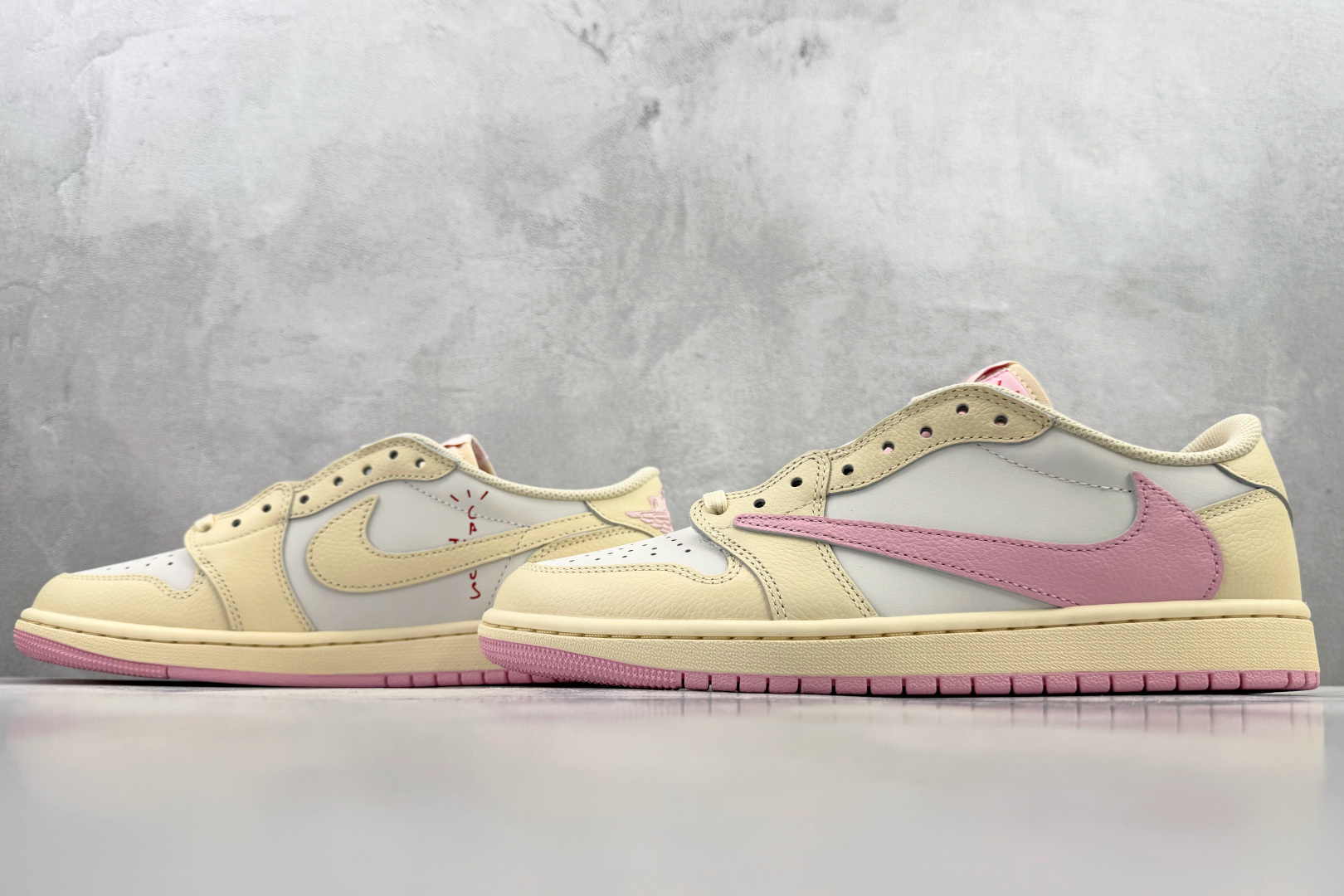 东南亚订单 Jordan Air Jordan 1 Low SP 黄粉 IQ7604-100